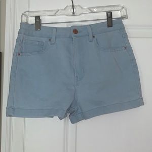 light wash jean shorts